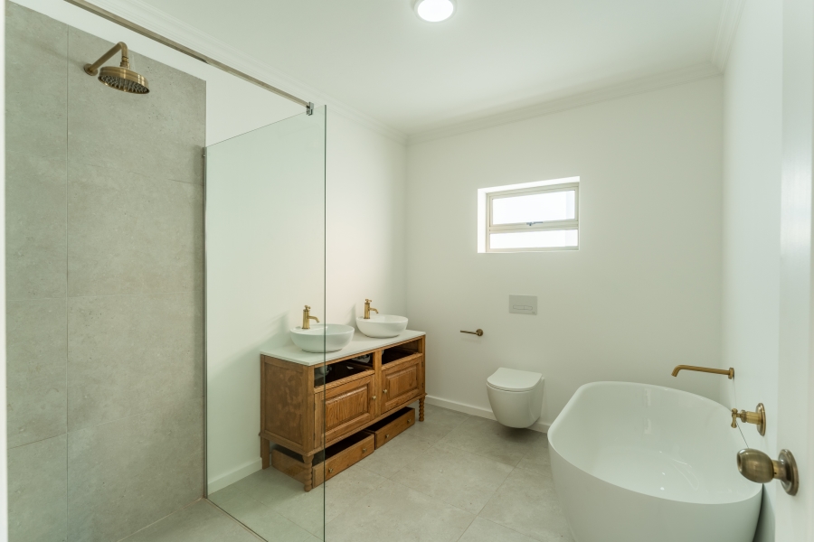 4 Bedroom Property for Sale in St Francis Links Eastern Cape